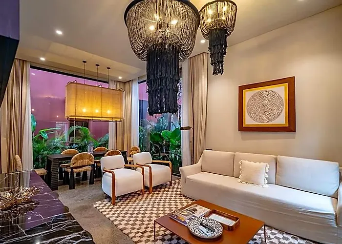 Five Stories By Suom Hotel Kapal